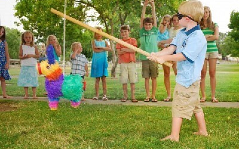 Réaliser une piñata anniversaire pour l'anniversaire de votre enfant