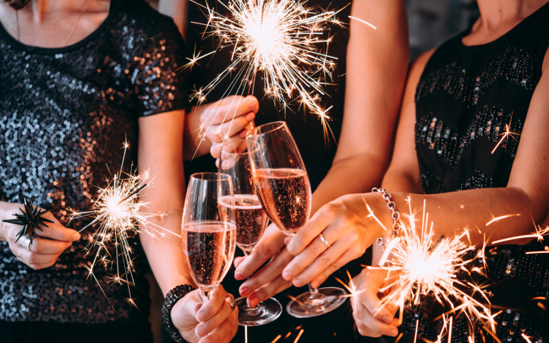 Organiser un anniversaire surprise : Bien préparer la surprise
